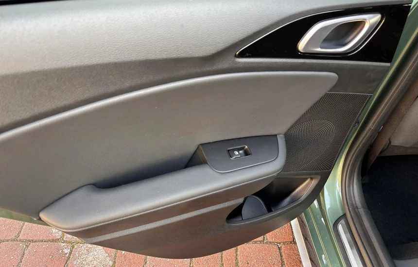 Kia Proceed 1,5T-GDI 7DCT MY25 GT-LINE+TEC+AEB+A18