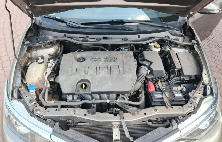 Toyota Auris 1.6