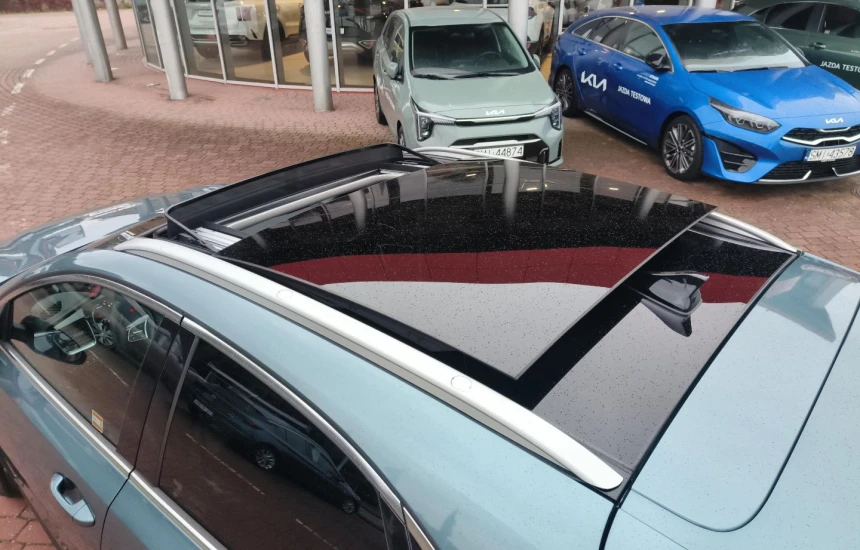 Kia XCeed 1,5T-GDI 7DCT MY25 L+AEB+Panorama