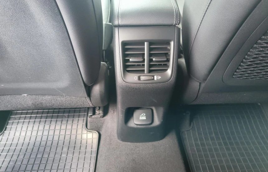 Kia Niro 1.6 GDI HYBRID L+BL3