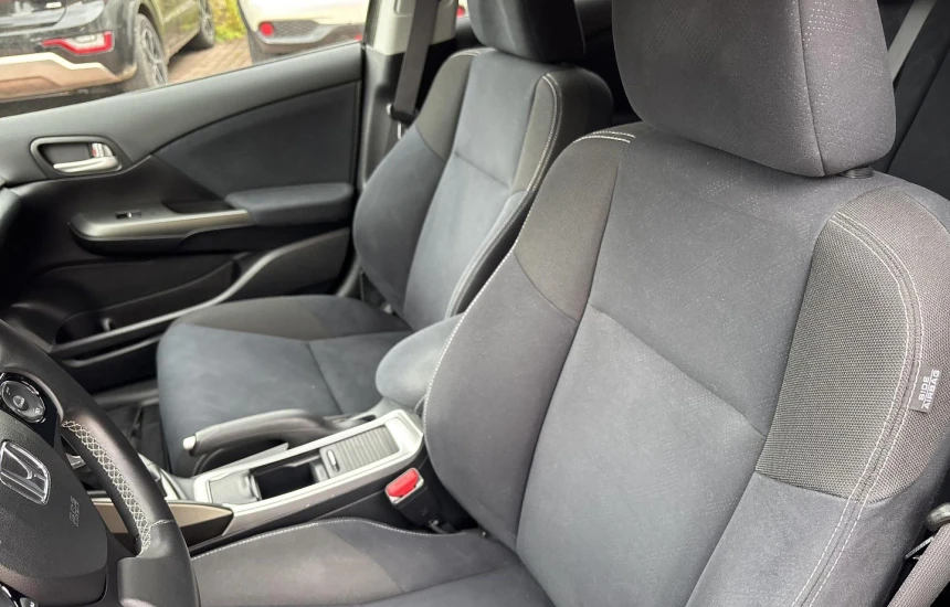 Honda Civic 5DR 1.8 i-VTEC Lifestyle