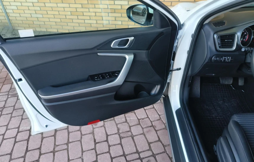 Kia XCeed 1,5T-GDI 7DCT MY23 M+SMT+A18