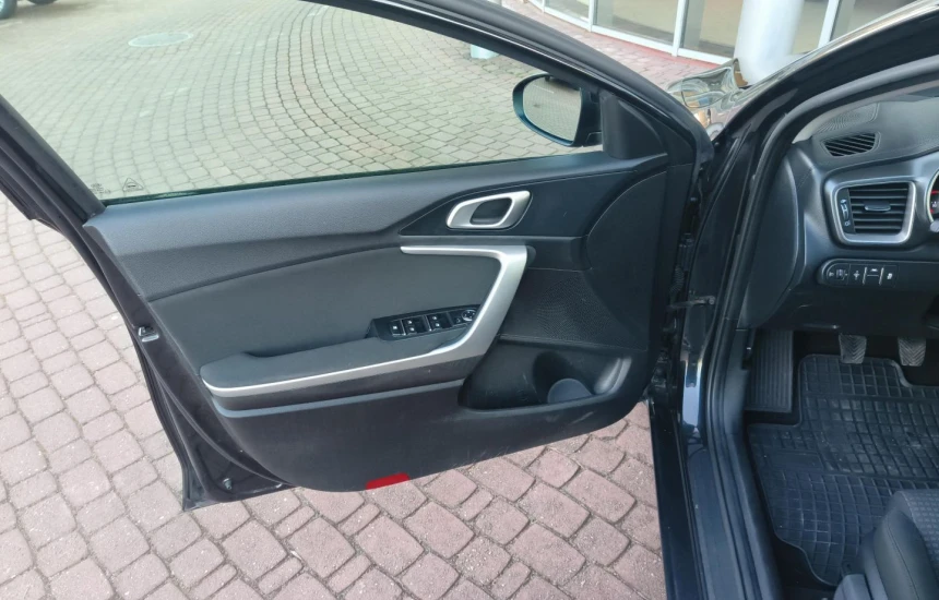 Kia Ceed Rezerwacja/ 1,4DOHC 6MT S