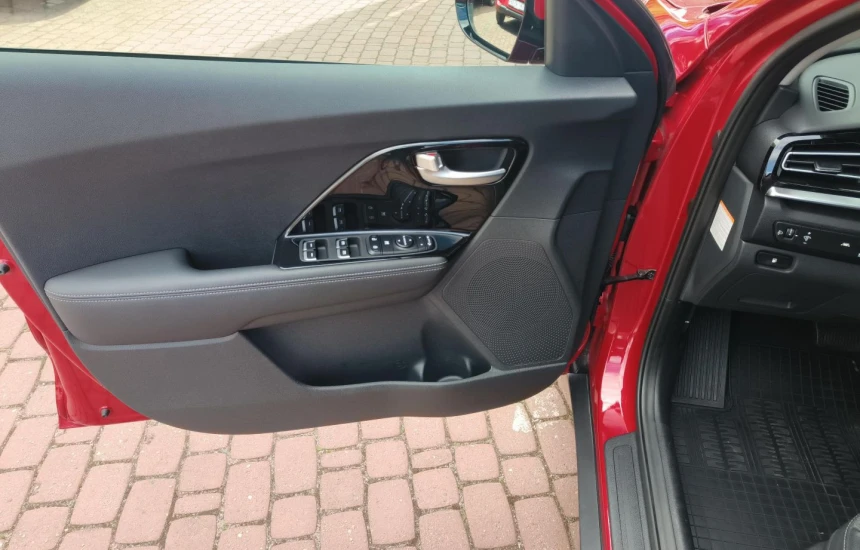 Kia Niro 1.6 GDI HYBRID L+BL3