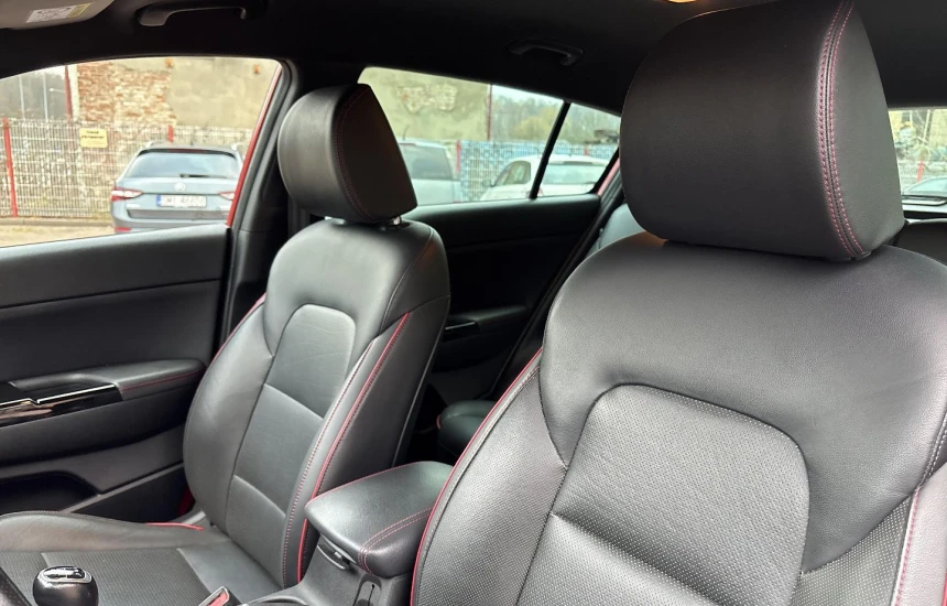 Kia Sportage 1,6T-GDI 6MT 2WD FL GT LINE