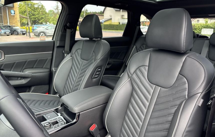 Kia Sorento 1.6T HEV MY25 6AT 4WD 6S PRESTIGE LINE+MIR+PNS AWD 215KM!!