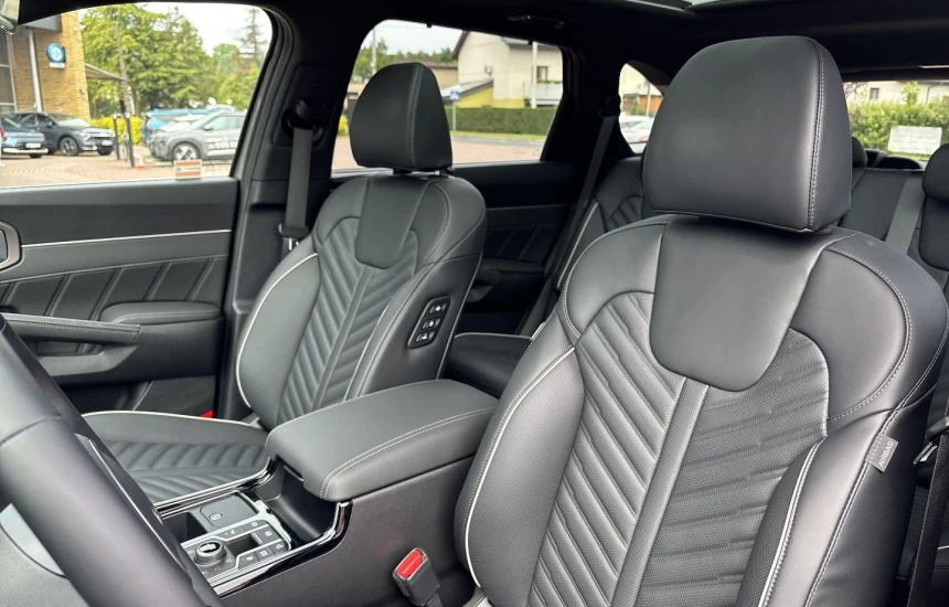 Kia Sorento 1.6T HEV MY25 6AT 4WD 6S PRESTIGE LINE+MIR+PNS AWD 215KM!!