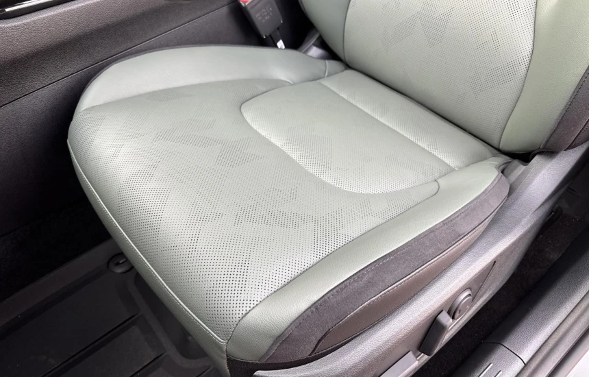 Kia Sportage 1,6T-GDI 7DCT FWD MY25 ANNIVERSARY+PNS+AEB