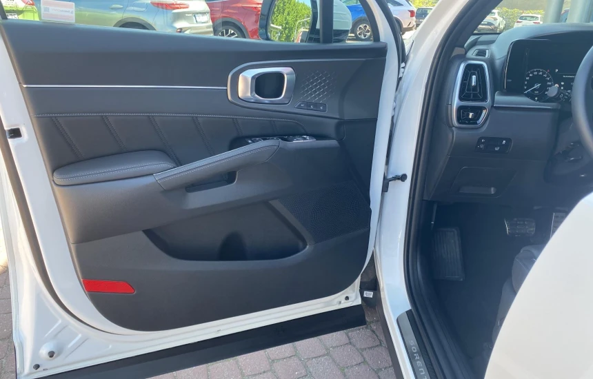 Kia Sorento Rezerwacja/   1.6T HEV 6AT 4WD 7S MY23 PRESTIGE LINE_NEW+PNS 230KM!!