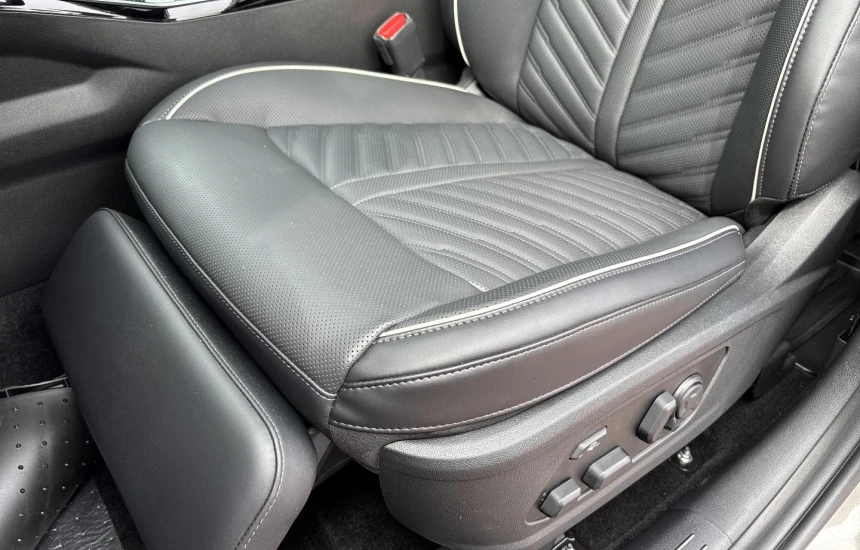 Kia Sorento 1.6T HEV MY25 6AT 4WD 7S PRESTIGE LINE+MIR+PNS AWD 215KM!!