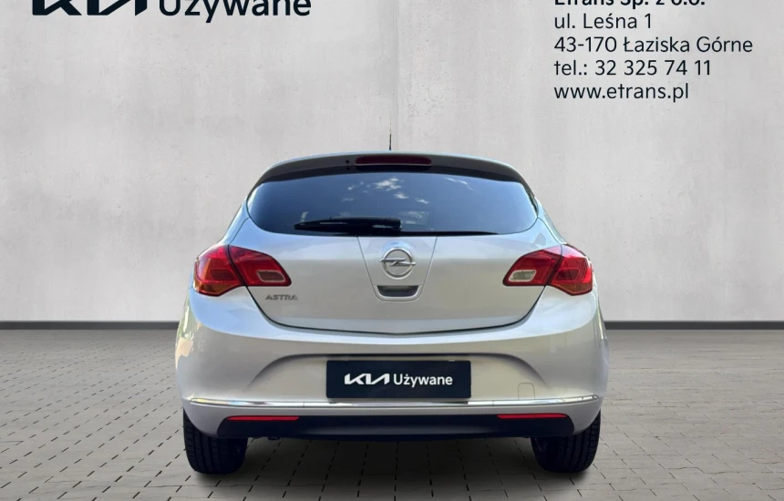 Opel Astra Rezerwacja/ 1.6 Essentia
