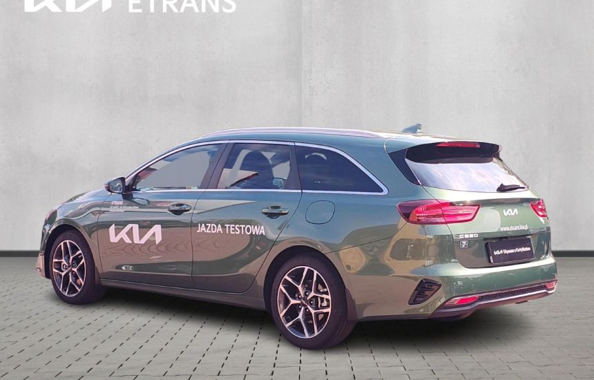 Kia Ceed SW 1,5T-GDI 7DCT MY25 TRIBUTE+A17