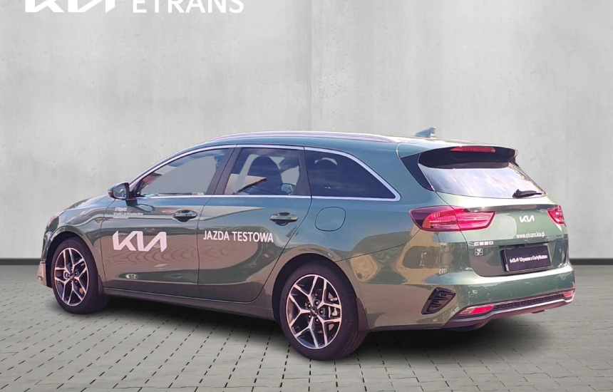 Kia Ceed SW 1,5T-GDI 7DCT MY25 TRIBUTE+A17