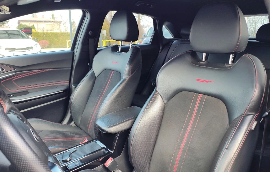 Kia Ceed GT 1,6T 204KM GT + WIN