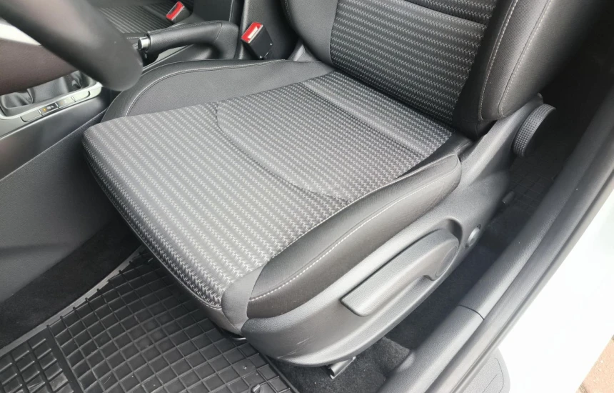 Kia Ceed 1,5T-GDI 6MT MY22 M+SMT