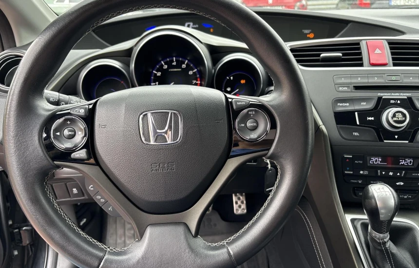 Honda Civic 5DR 1.8 i-VTEC Lifestyle