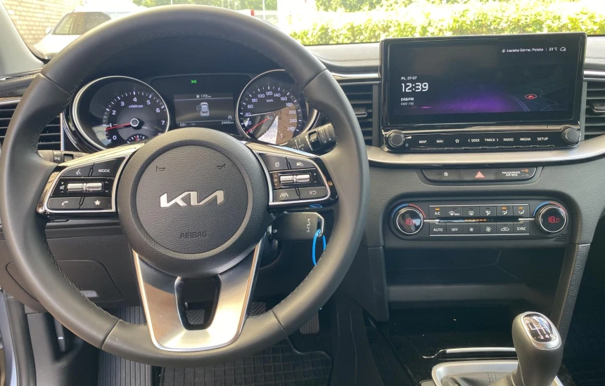 Kia XCeed 1,5T-GDI 6MT MY23 L