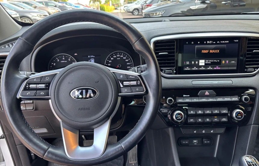 Kia Sportage 1,6 GDI 6MT 2WD BLACK EDITION