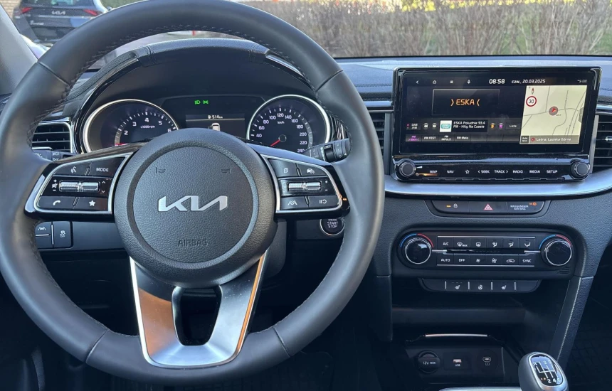 Kia Ceed SW 1,5T-GDI 6MT MY25 TRIBUTE