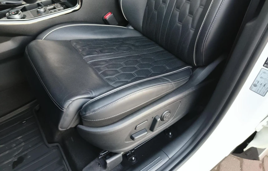 Kia Sorento Rezerwacja/ 1.6 T-GDI 7P XL+PRE+SRF HEV_4WD