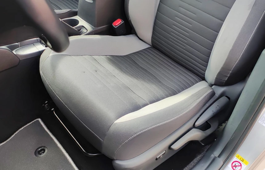 Toyota Auris REZERWACJA/ 1.8 Premium