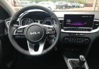 Kia Ceed 1,5T-GDI 6MT MY25 M+SMT