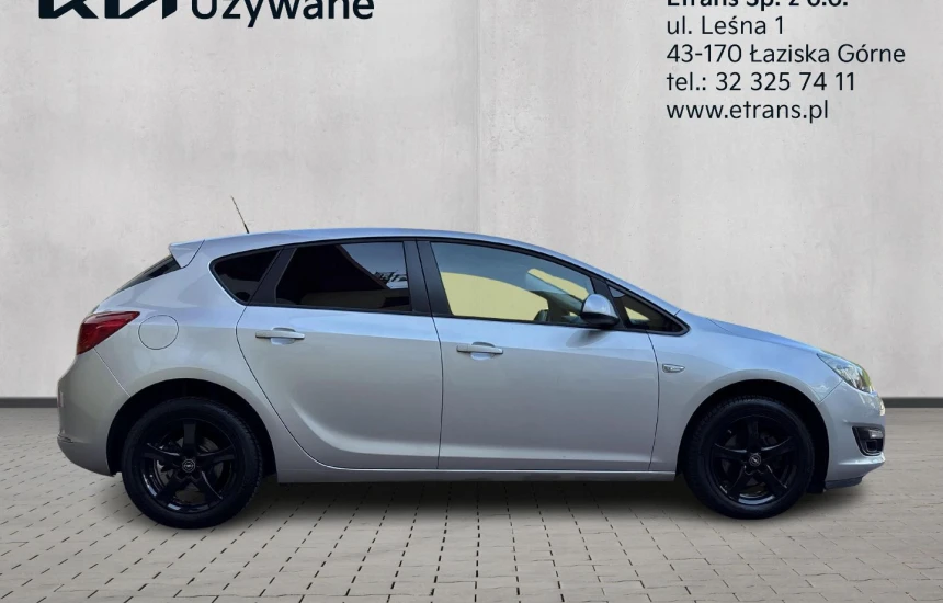 Opel Astra Rezerwacja/ 1.6 Essentia