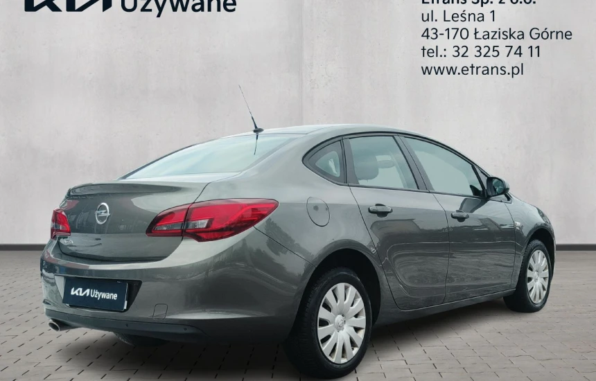 Opel Astra 1.4 Turbo Business