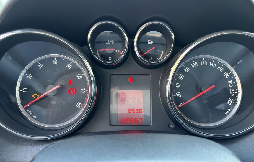 Opel Astra 1.6 Essentia