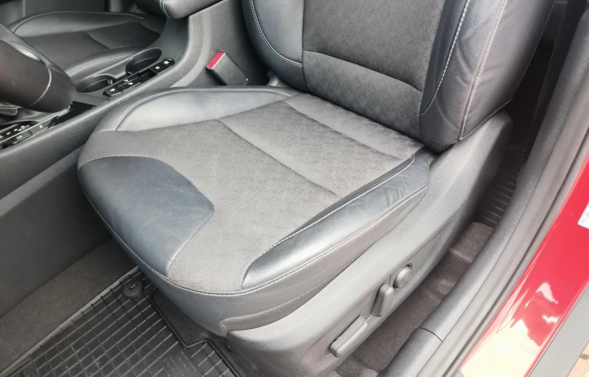 Kia Niro 1.6 GDI HYBRID L+BL3