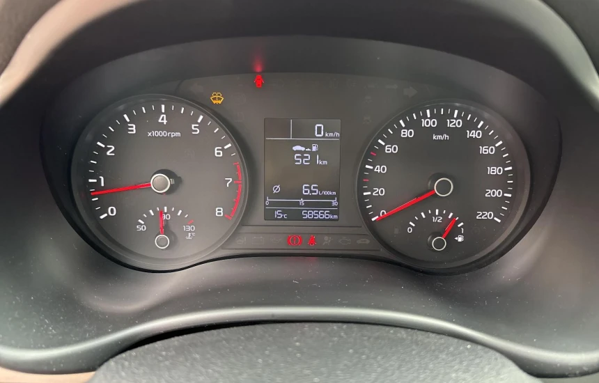 Kia Stonic  REZERWACJA!!/1.4MPI 6MT L+STY+2TR