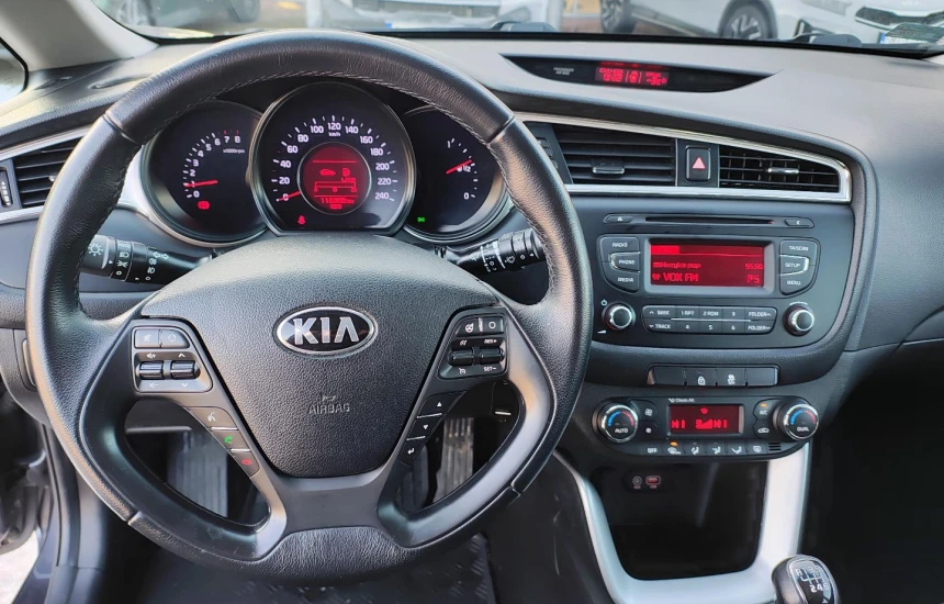 Kia Ceed 1.4 M + DFA