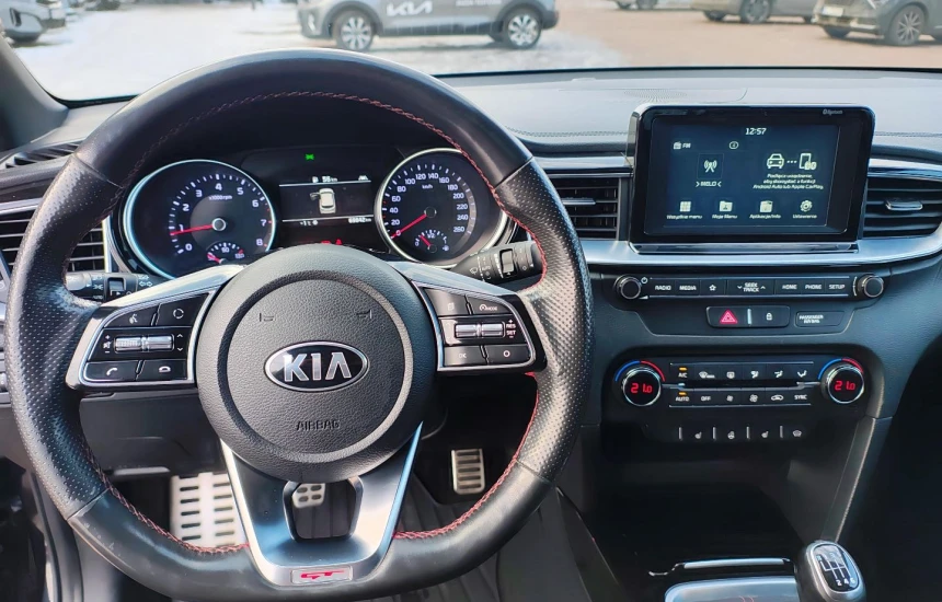 Kia Ceed GT 1,6T 204KM GT + WIN