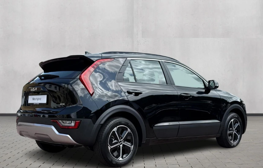 Kia Niro 1.6 129KM HEV Wersja M+Pakiet zimowy 