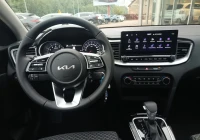 Kia XCeed 1,5T-GDI 7DCT MY25 L+AEB+Panorama