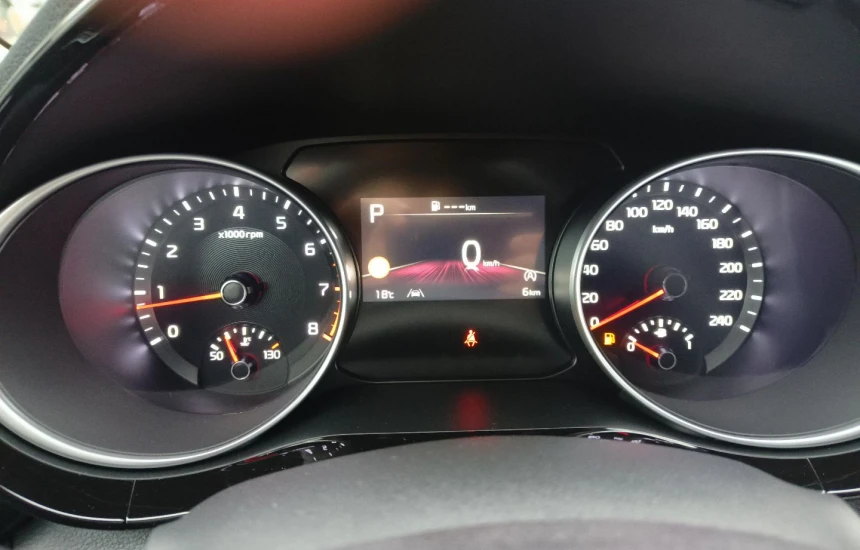 Kia XCeed 1,5T-GDI 7DCT MY25 L+AEB+Panorama