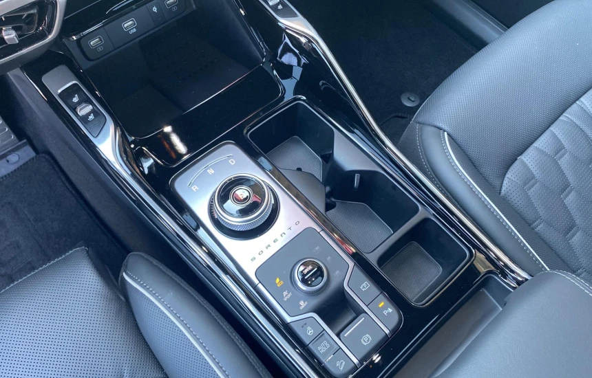 Kia Sorento Rezerwacja/   1.6T HEV 6AT 4WD 7S MY23 PRESTIGE LINE_NEW+PNS 230KM!!