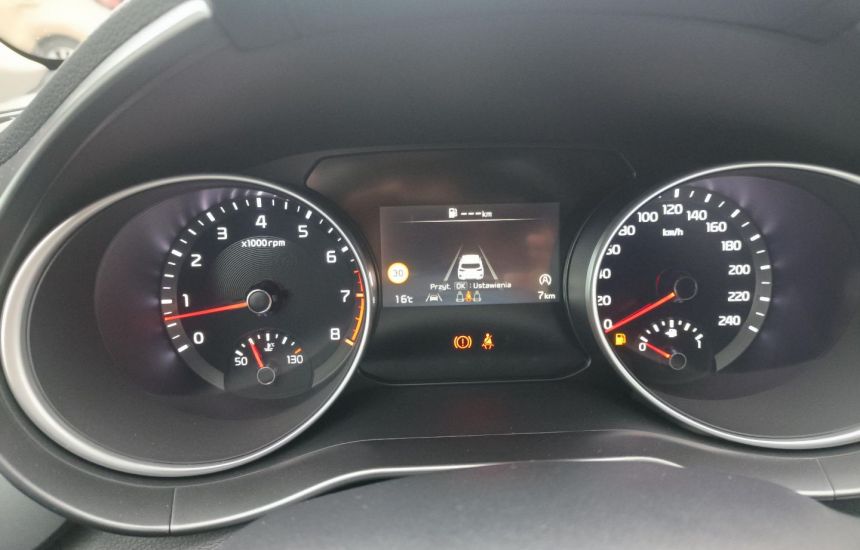 Kia Ceed 1,5T-GDI 6MT MY25 M+SMT