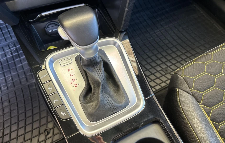 Kia XCeed 1,4T-GDI 7DCT L+BL1+CP1