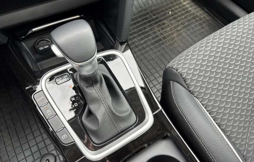 Kia XCeed  1,5T-GDI 7DCT MY25 L+WIN