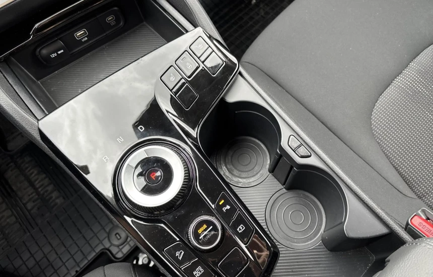 Kia Sportage 1,6T-GDI 6AT AWD HEV L 230KM