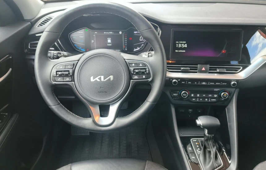Kia Niro 1.6 GDI HYBRID L+BL3