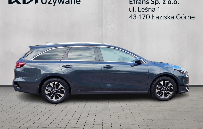Kia Ceed SW 1,5T-GDI 6MT MY25 TRIBUTE