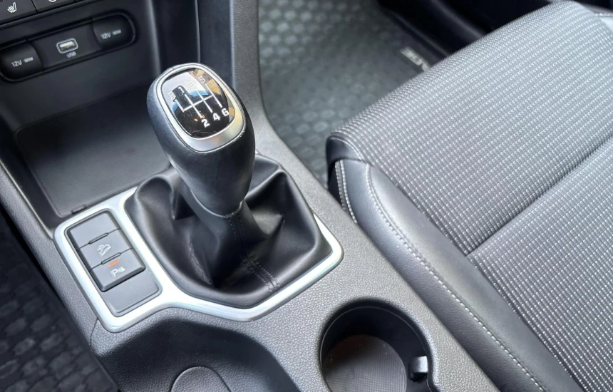 Kia Sportage 1,6 GDI 6MT 2WD BLACK EDITION