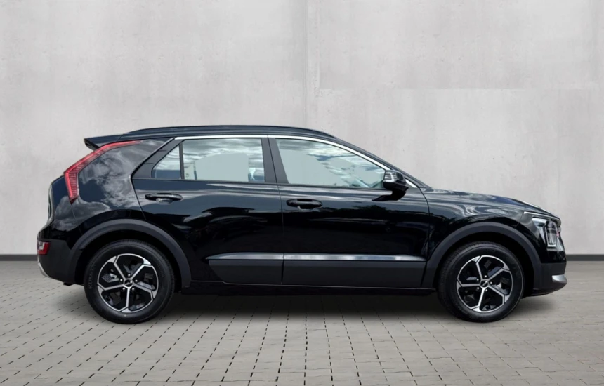 Kia Niro 1.6 129KM HEV Wersja M+Pakiet zimowy 