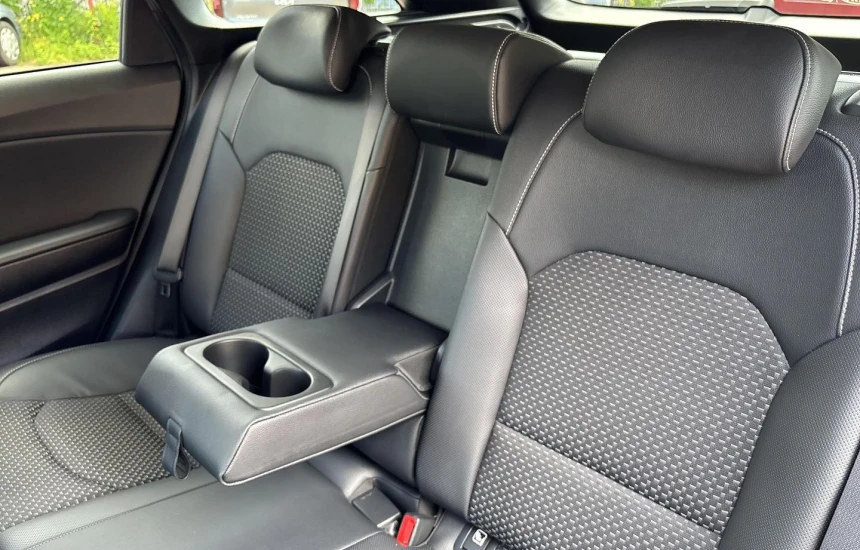 Kia Ceed SW 1,4T-GDI 7DCT L+BL+JBL+WIN