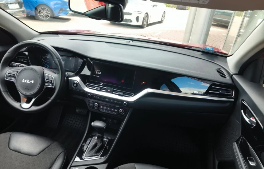 Kia Niro 1.6 GDI HYBRID L+BL3
