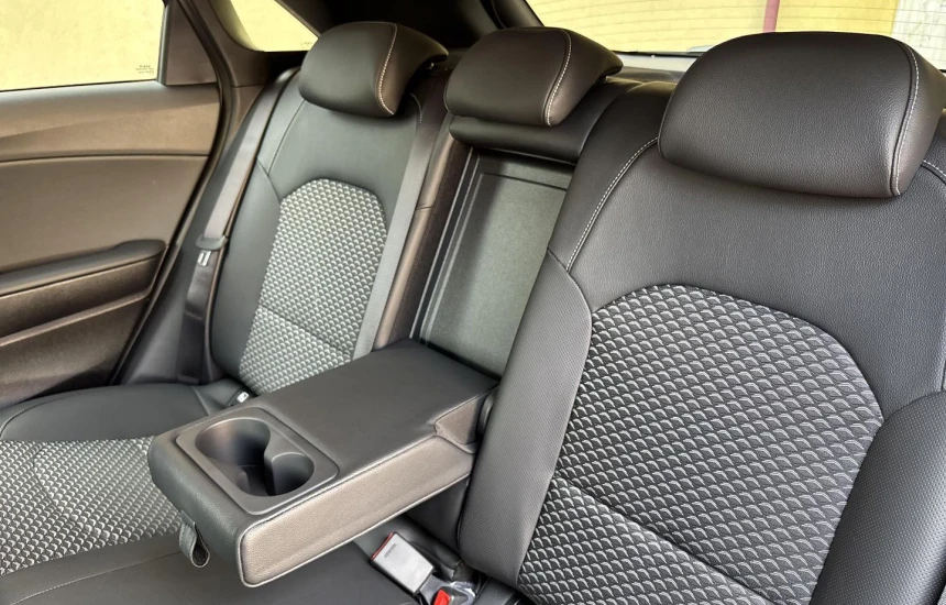 Kia Ceed 1,5T-GDI 6MT MY25 TRIBUTE