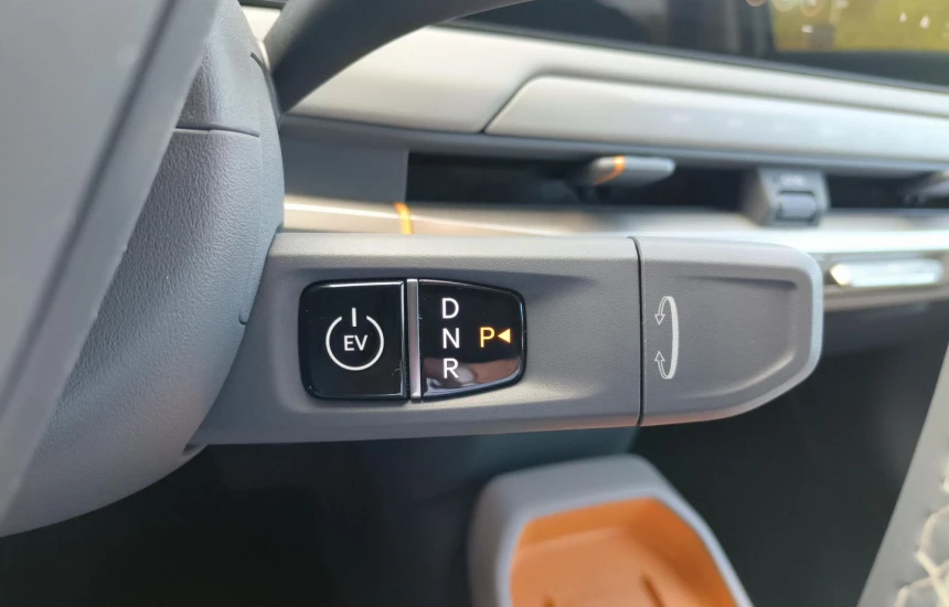 Kia EV3 81.4 KWH BUSINESS LINE+CP1+POMPA CIEPŁA LR