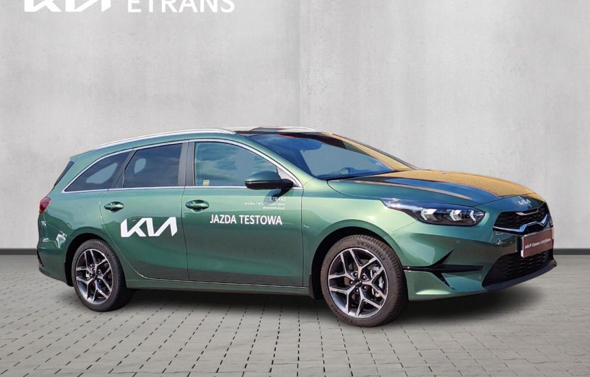 Kia Ceed SW 1,5T-GDI 7DCT MY25 TRIBUTE+A17